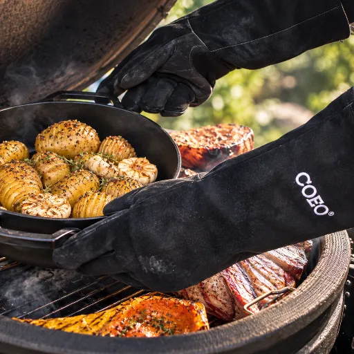 gants-gloves-barbecue-bbq-coeo.webp